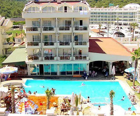 Club Diana فندق